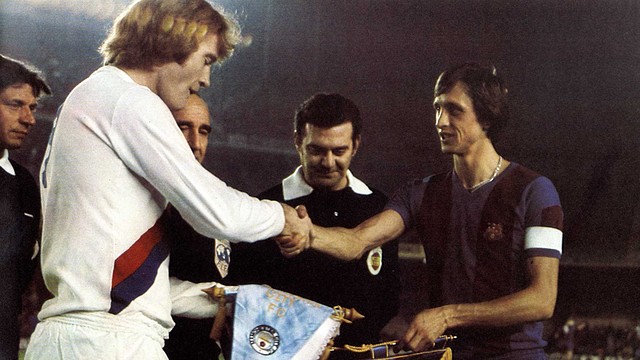 Barcelona v Manchester City friendly 1974/75
