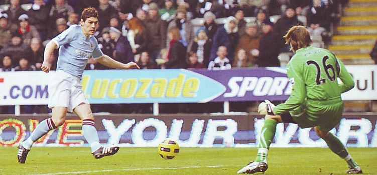 Newcastle v Manchester City 2010/11