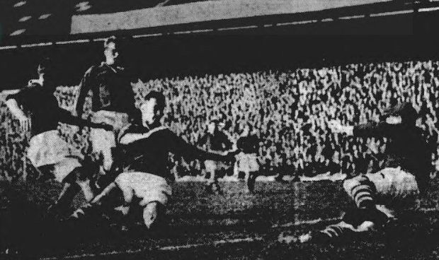 Portsmouth v Manchester City 1952/53