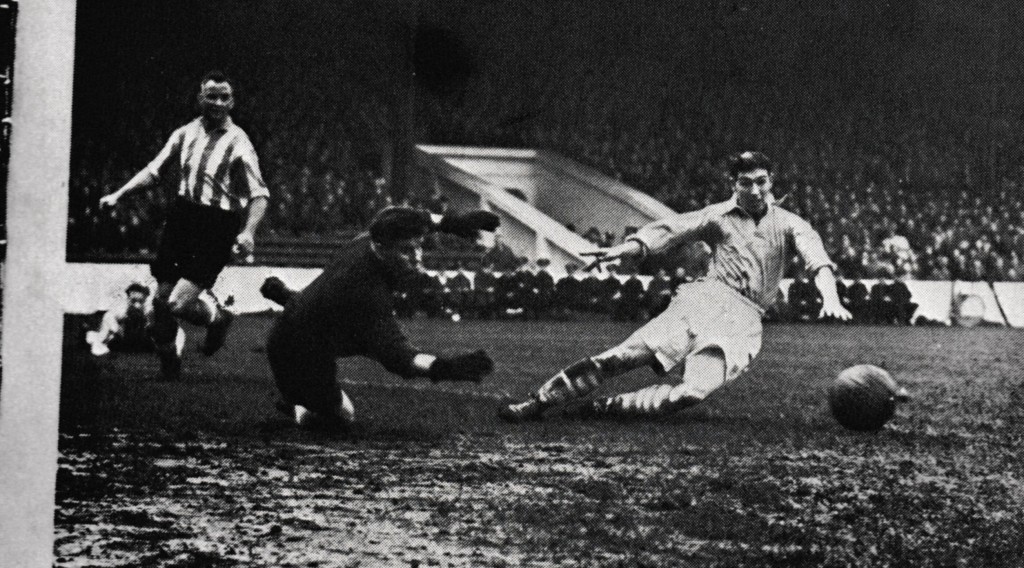 Manchester City v Sunderland 1952/53