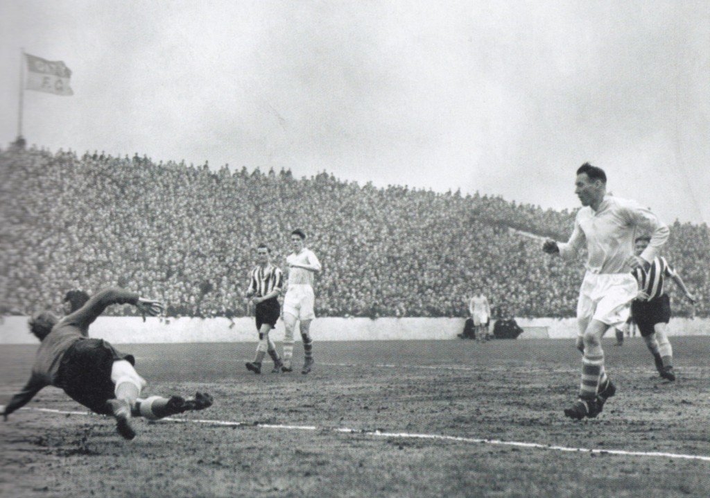 Manchester City v Grimsby Town 1950/51