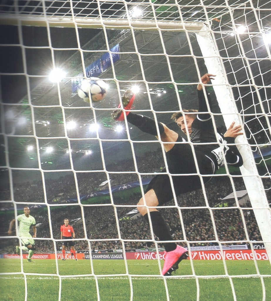 Borussia Monchengladbach v Manchester City UEFA Champions League Group D Matchday 2 2015/16