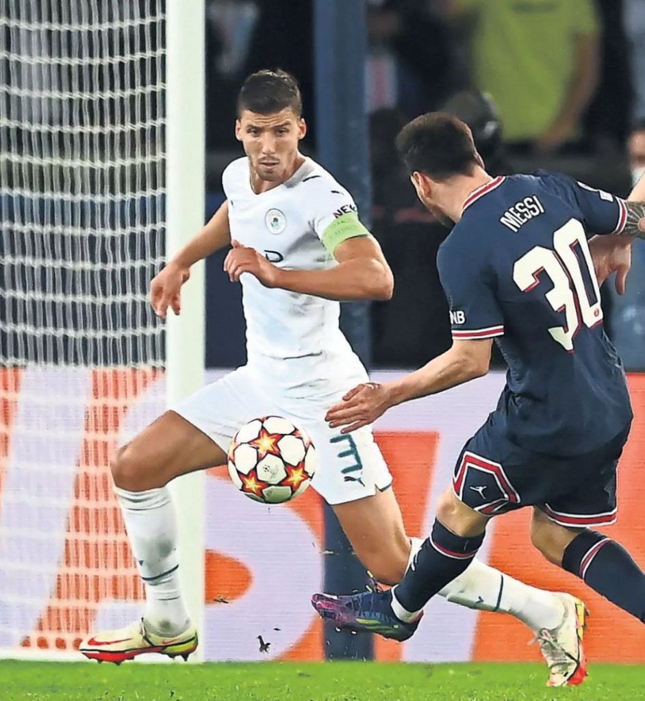 Paris Saint Germain v Manchester City UEFA Champions League Group A Match 2 2021/22